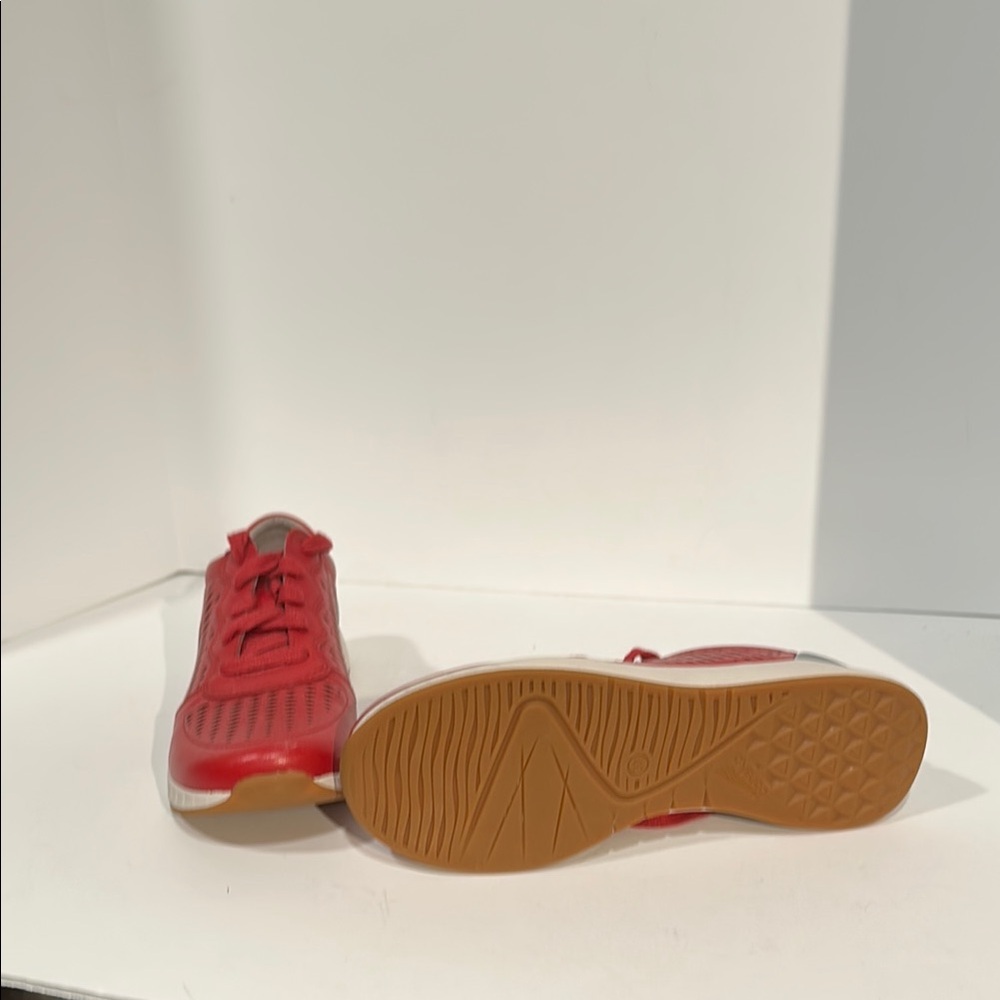Dansko Woman’s Mesh Comfort Sneakers - Picture 2 of 5